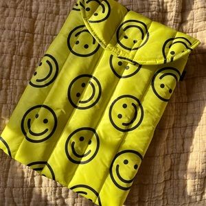 BAGGU Puffy Laptop Sleeve 13”